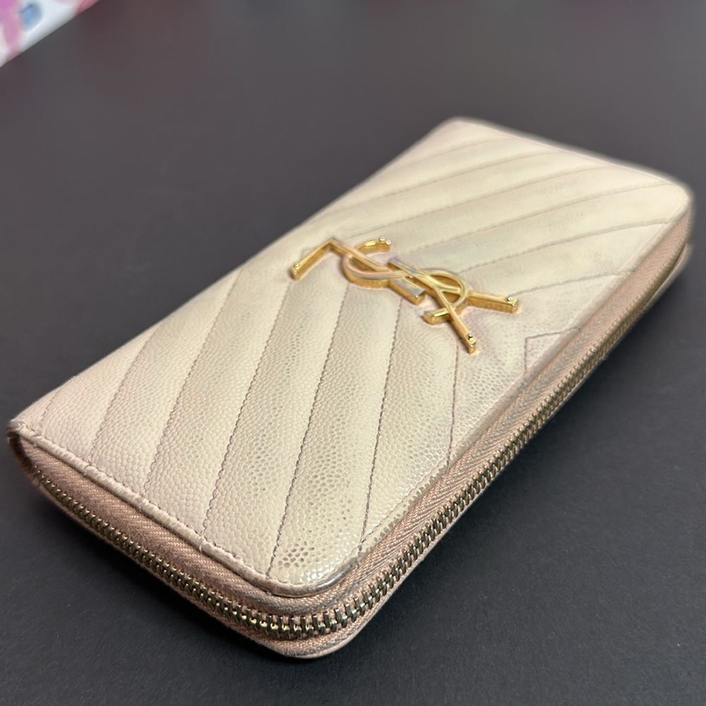 💯Authentic YSL Full Zipped Long Wallet🍀 - Picture 12 of 17